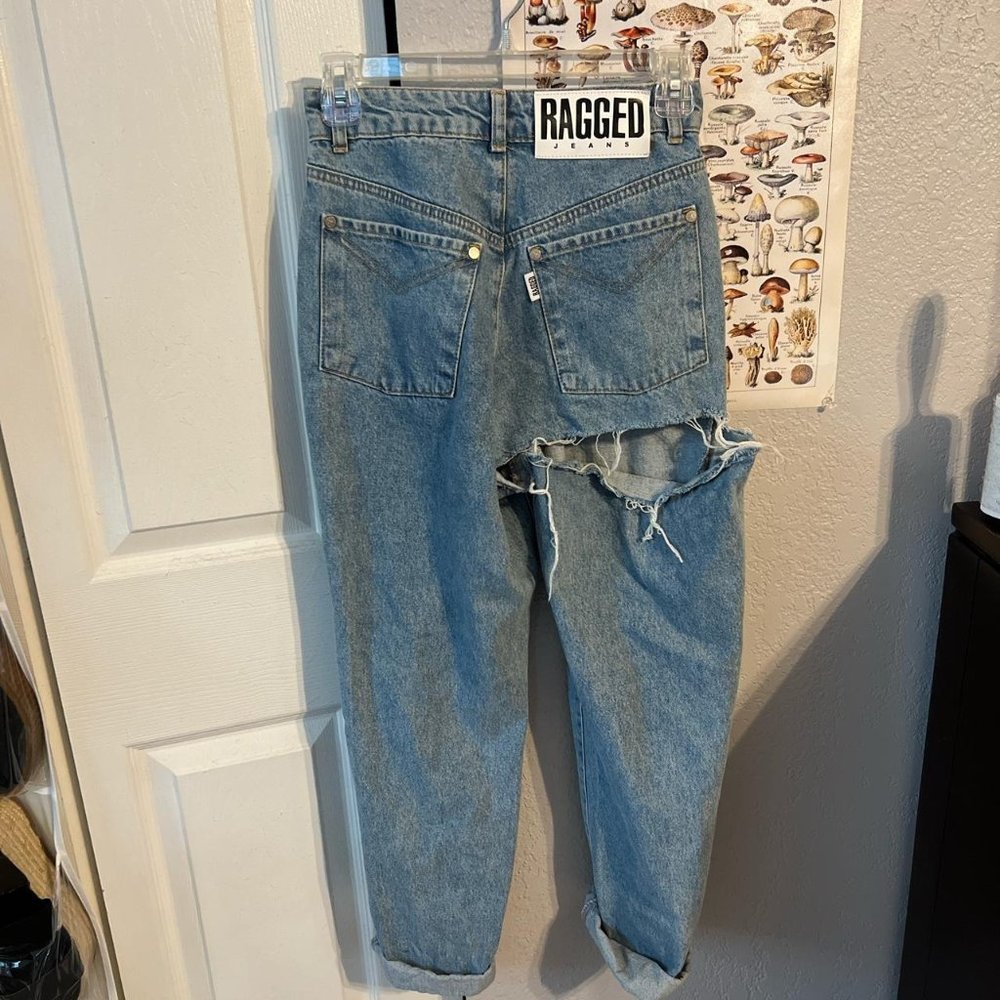 Ragged Priest Butt Cut Jeans